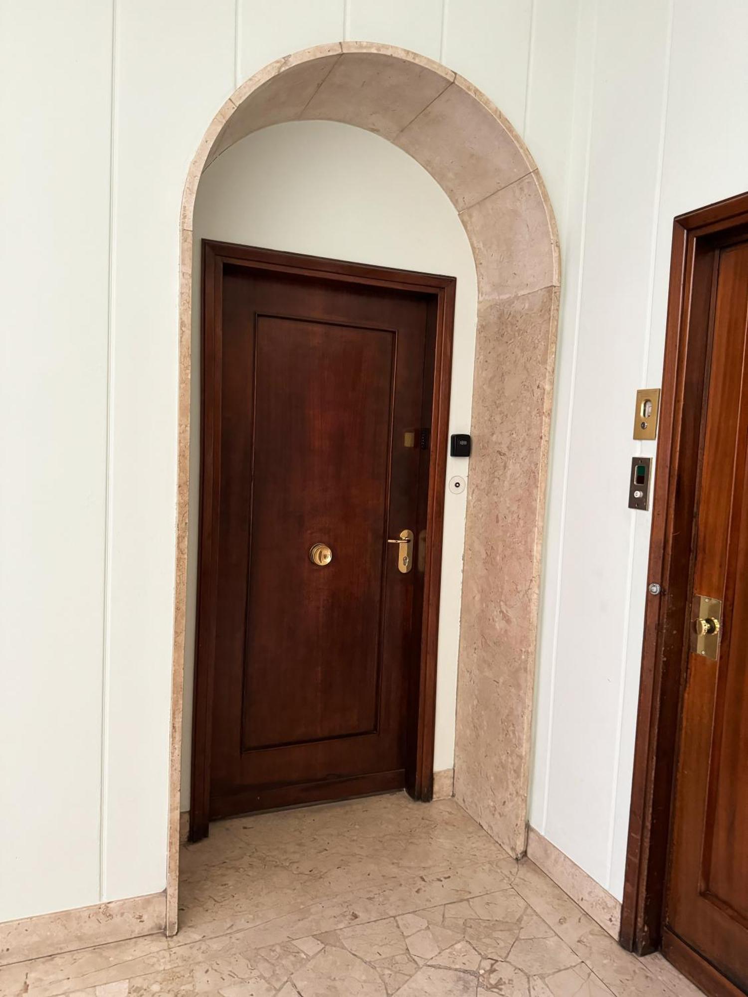 Gohost - City Hideaway A Few Minutes From Milano Centrale Экстерьер фото